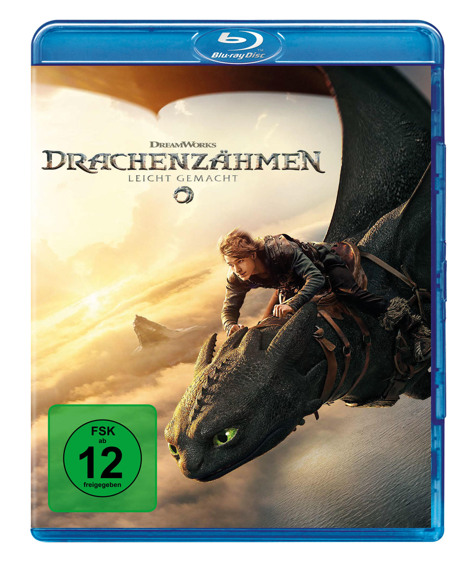 Hiccup reitet Ohnezahn über einen bewölkten Himmel. Blu-ray Cover zu Drachenzähmen leicht gemacht.