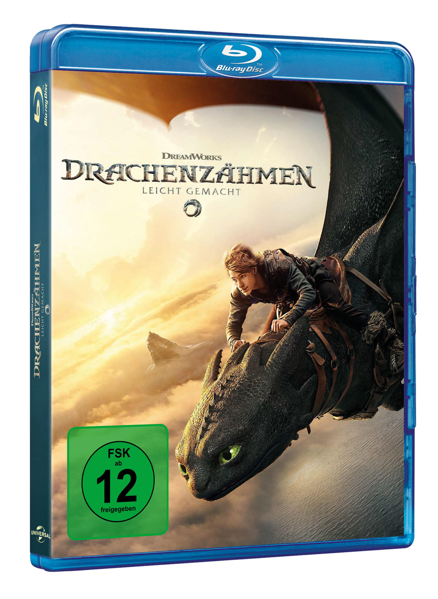 Ein Junge reitet auf einem Drachen vor einem sonnigen Himmel. FSK 12 Siegel.
