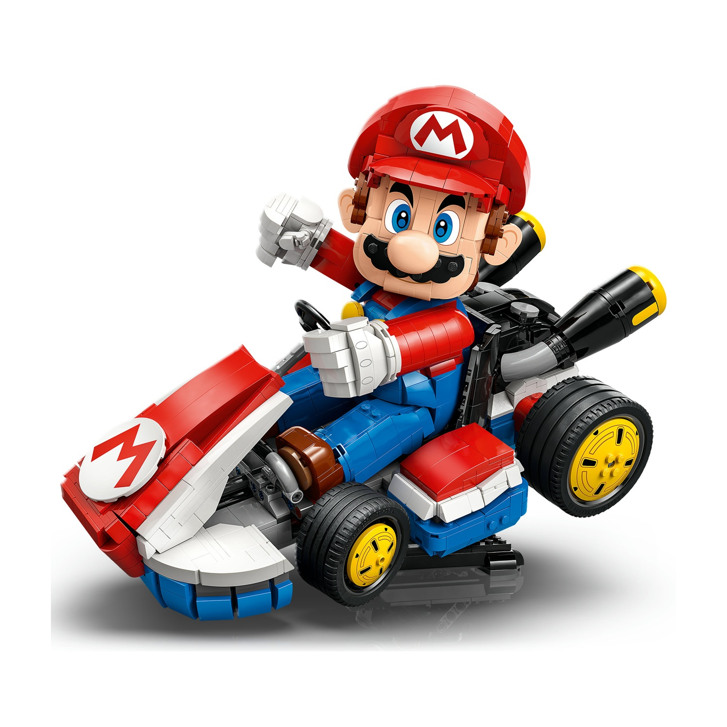 Lego Mario in go-kart rosso, blu e bianco con ruote gialle e scarico nero.