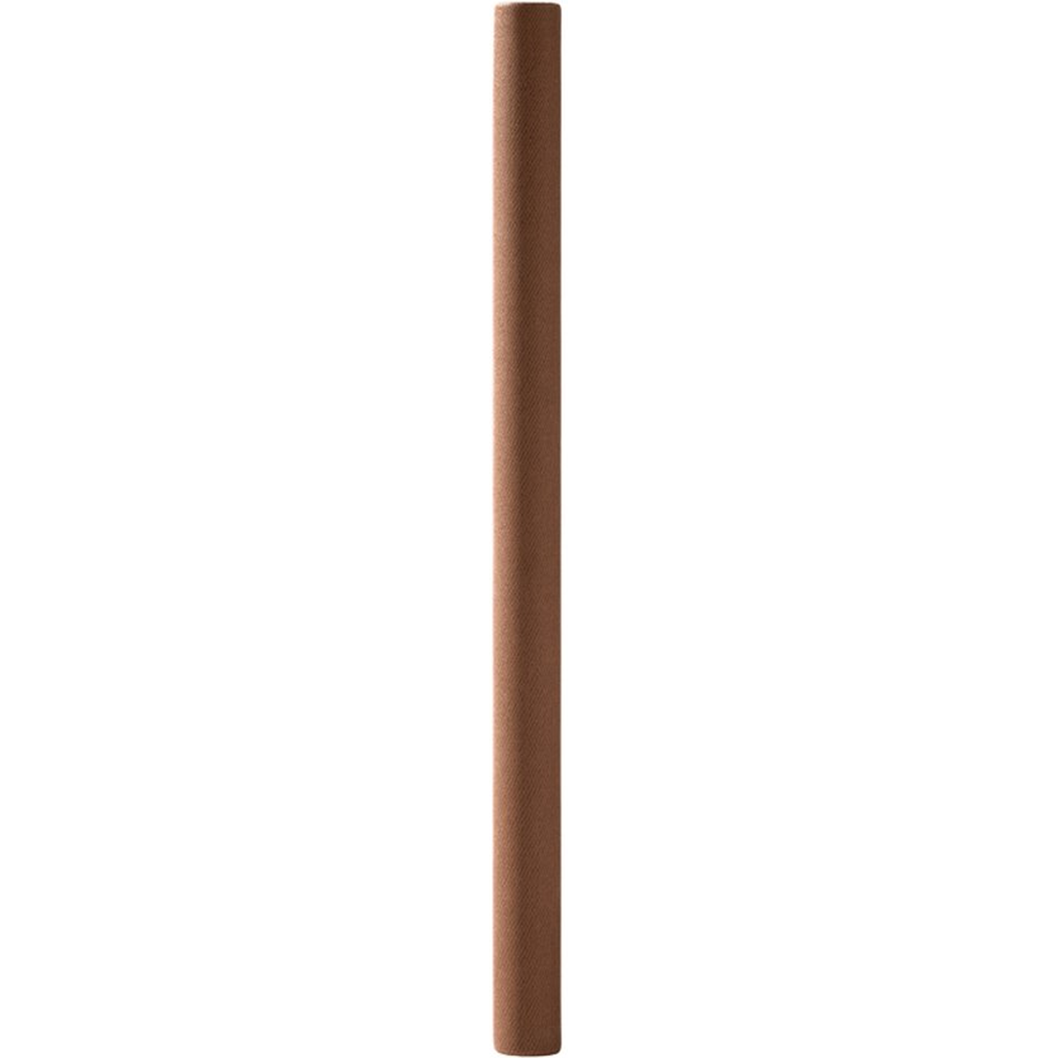 Een hoog, dun, bruin cilindrisch object staat verticaal tegen een witte achtergrond.