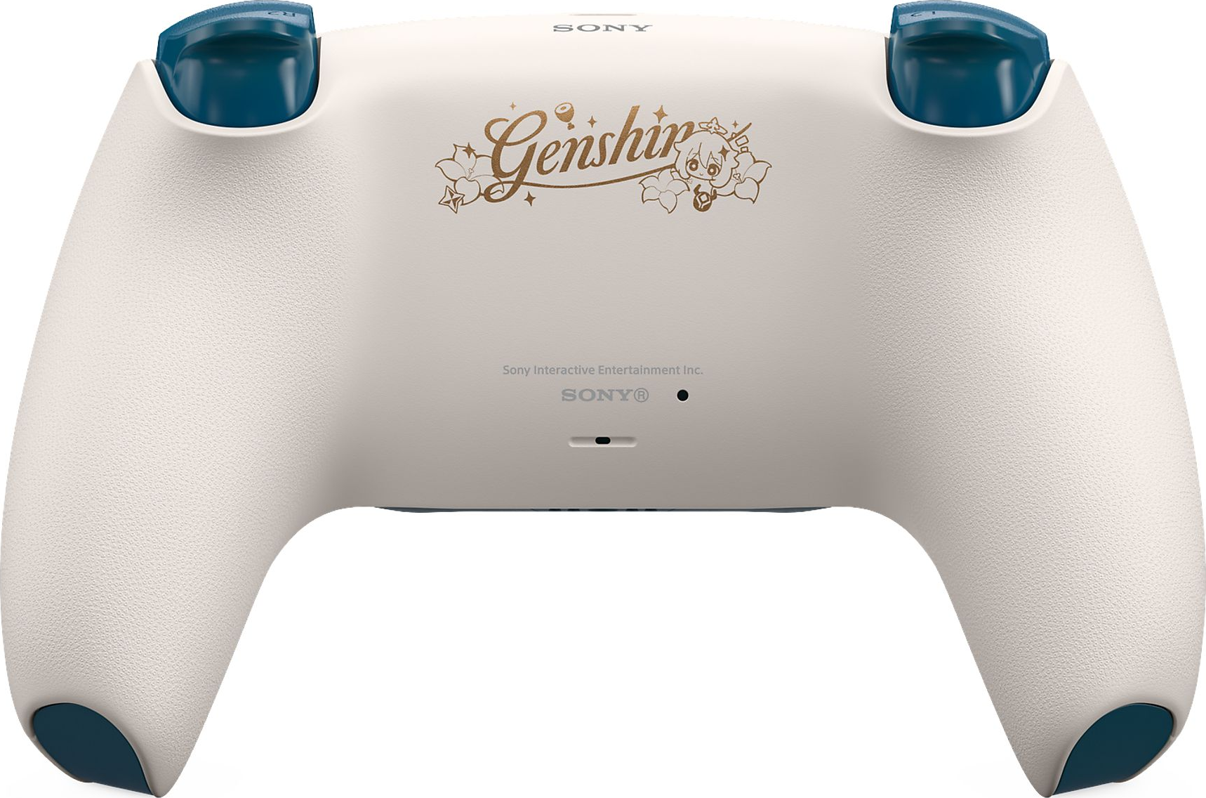 Weiße PS5-Controller mit blauen Akzenten und Genshin Impact-Logo.