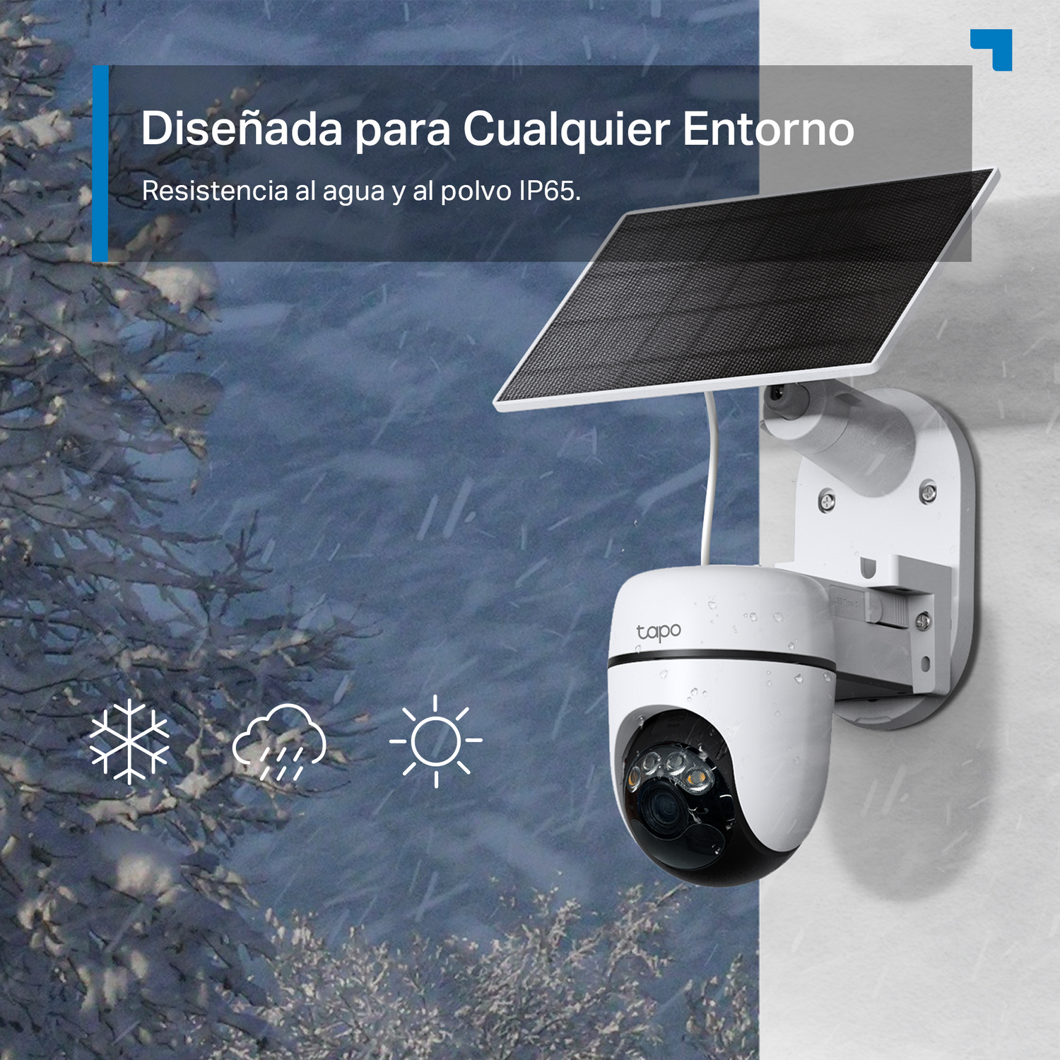 Cámara de seguridad blanca con panel solar montada en la nieve. Iconos de nieve, lluvia, sol.
