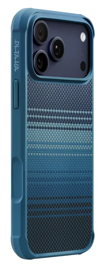 Niebieskie etui na telefon z wzorem karbonowym i paskami, wycięcie na aparat.