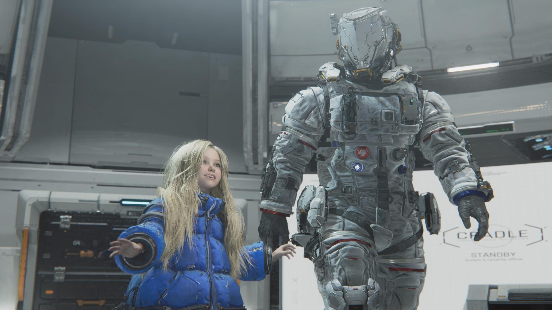 Ein Mädchen in blauer Jacke spricht mit einem Astronauten in einem weißen Raumanzug.