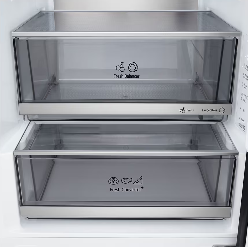 Két átlátszó hűtőfiók: Fresh Balancer és Fruit I Vegetables felirattal.