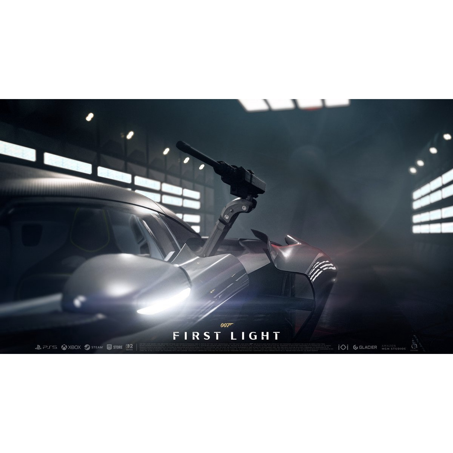 Een futuristische zilveren auto met een kanon in een hangar, 007 First Light.