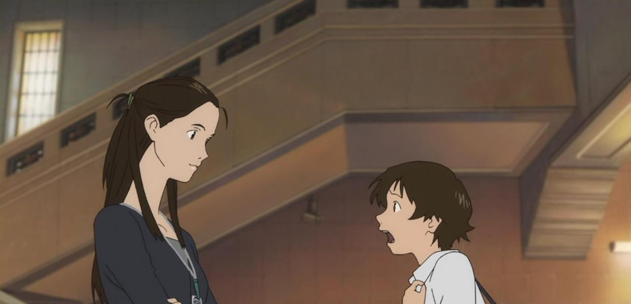 Zwei Anime-Figuren unterhalten sich in einem Gebäude mit Treppen.