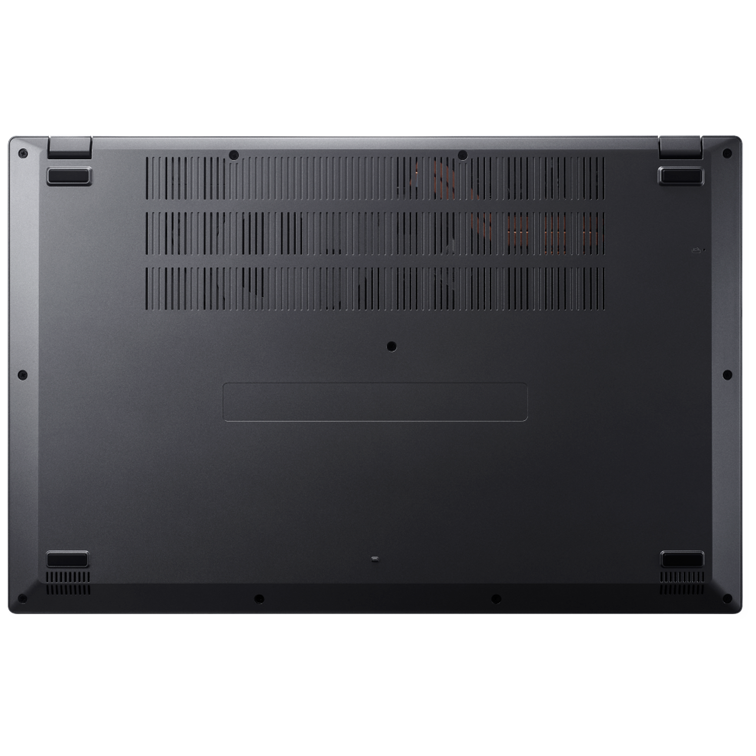 Onderkant van een zwarte laptop met ventilatiesleuven en rubberen voetjes.