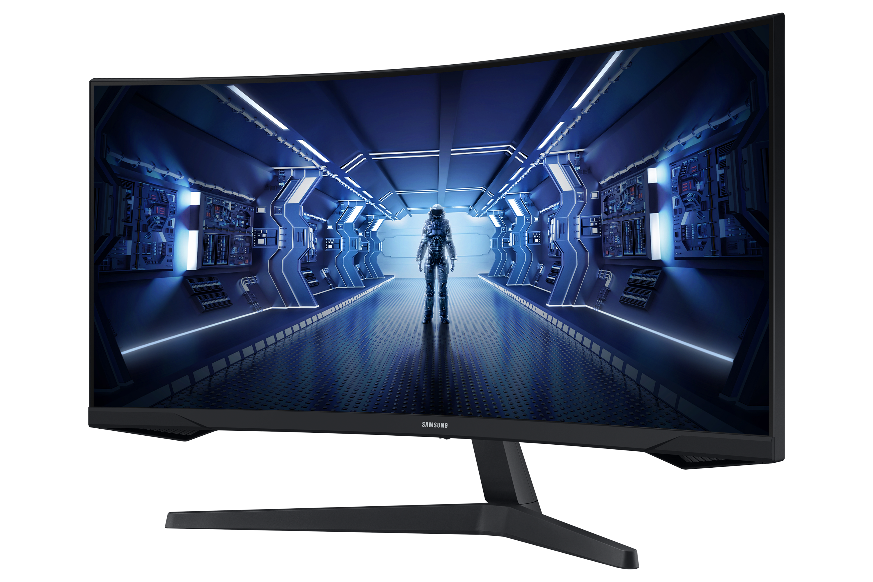 Astronauta stoi w futurystycznym korytarzu statku kosmicznego z niebieskimi światłami.