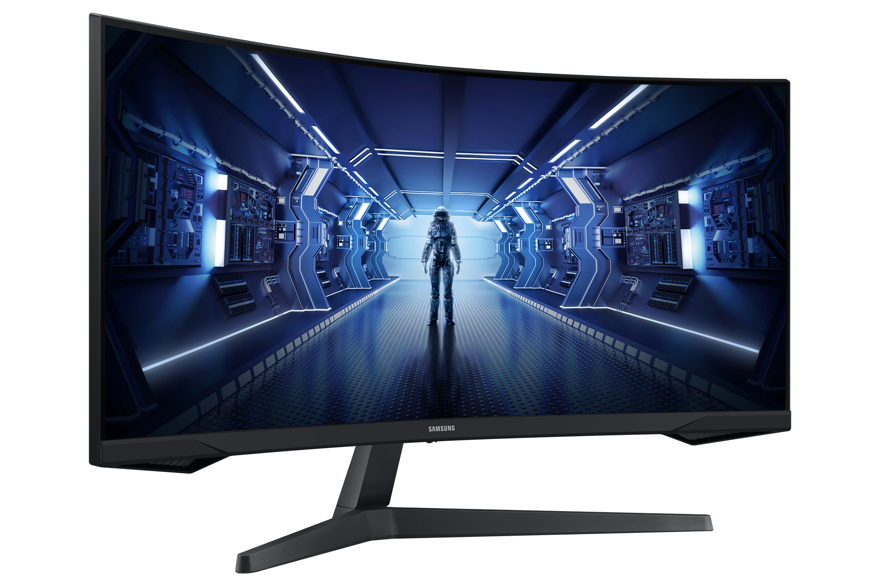 Astronauta stoi w futurystycznym, niebieskim korytarzu z detalami technicznymi.