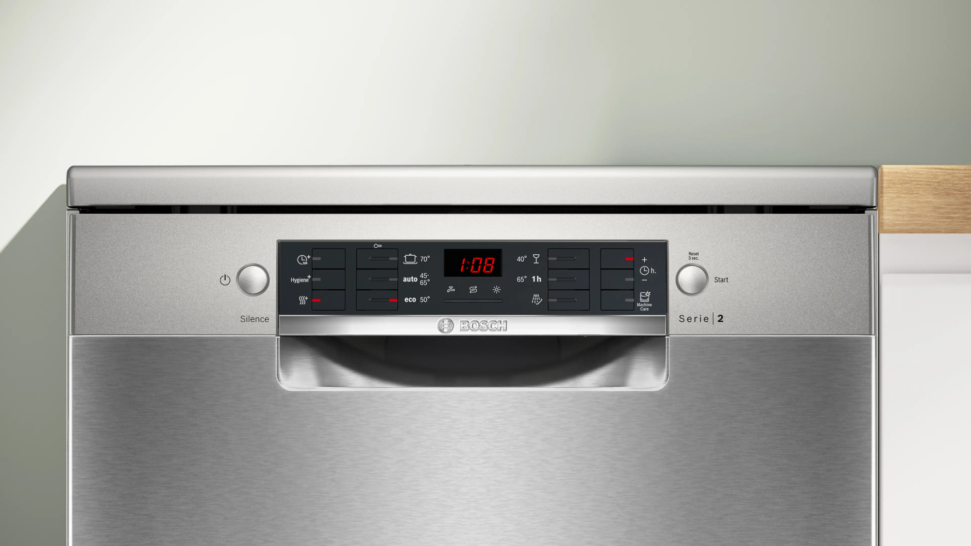 Ezüst Bosch mosogatógép kezelőpanel digitális kijelzőkkel.
