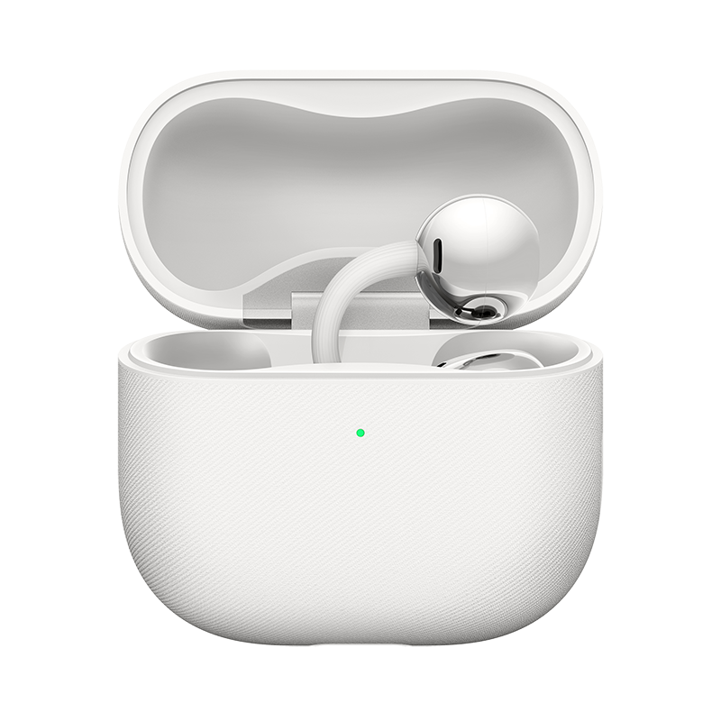 Białe słuchawki z otwartym etui ładującym i zieloną diodą.