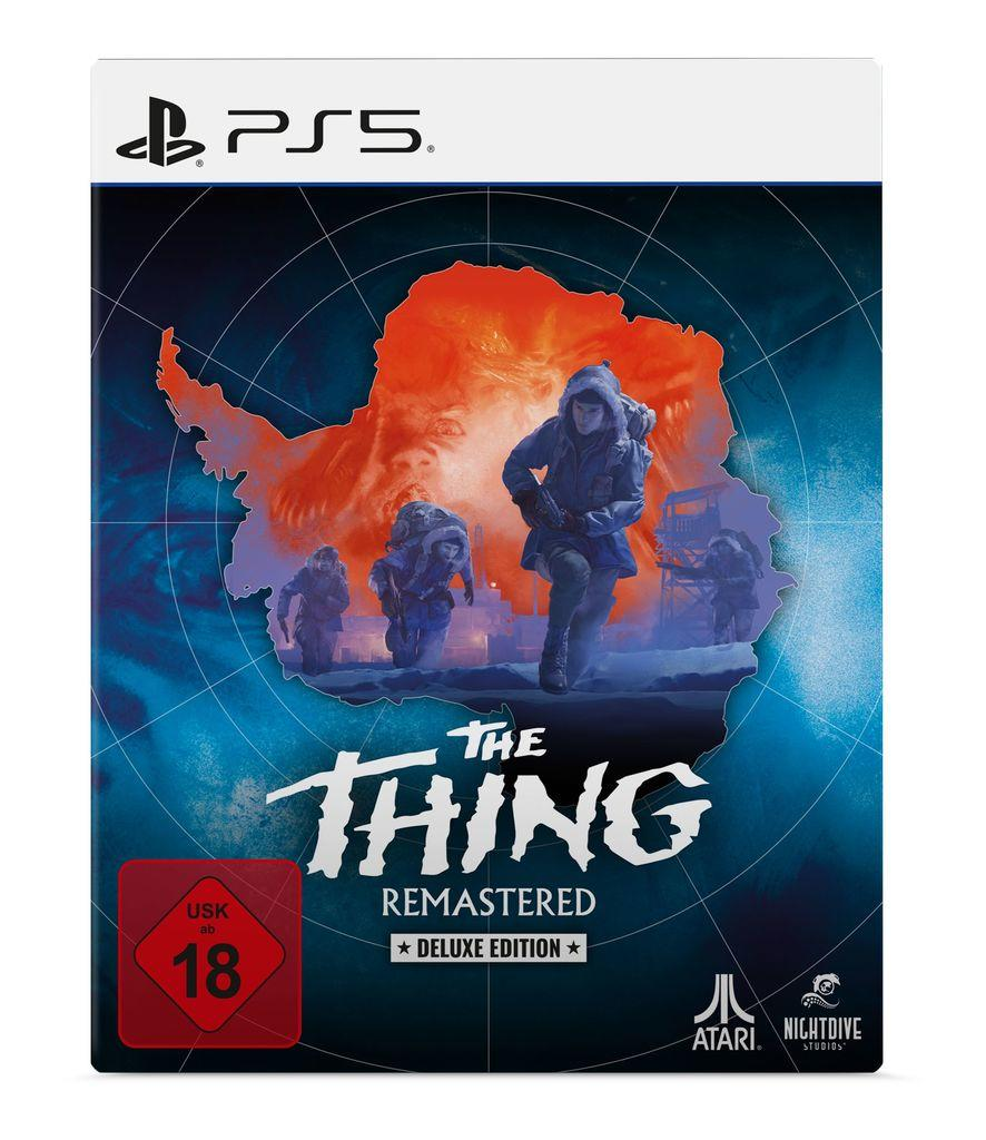 PS5-Spielcover: Personen in Winterkleidung mit Rucksäcken laufen auf Schnee vor einer orangefarbenen Kreatur.