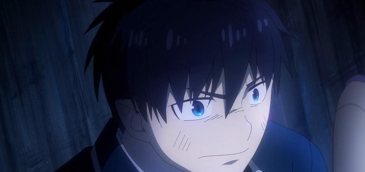 Ein anime-artiger Junge mit schwarzen Haaren und blauen Augen blickt entschlossen.