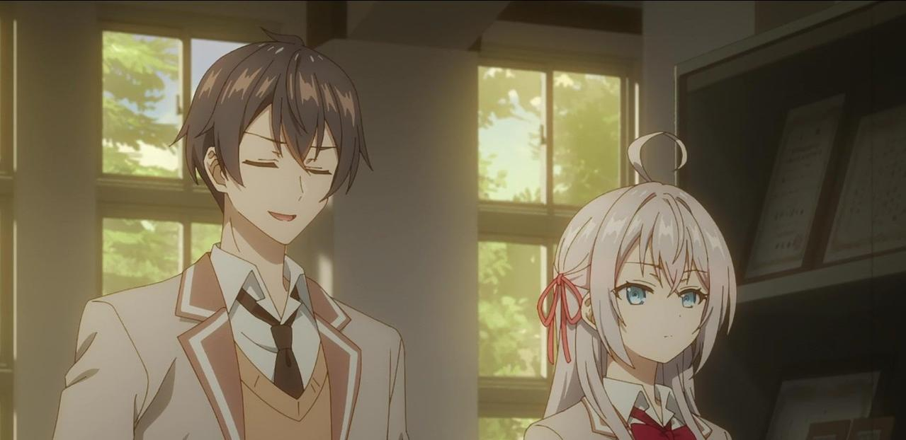 Ein Anime-Paar in Schuluniformen steht vor einem Fenster mit Bäumen im Hintergrund.