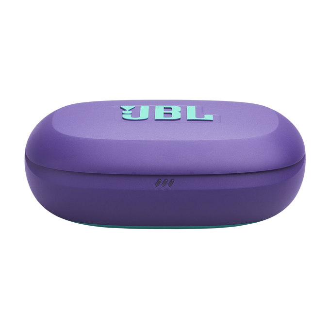 Funda de carga morada para auriculares JBL con logo JBL verde azulado.