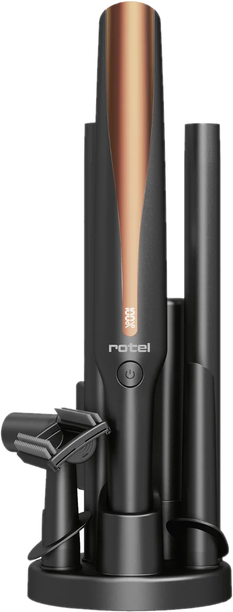 Un rasoir Rotel noir avec pointe accent cuivre sur sa station de charge.