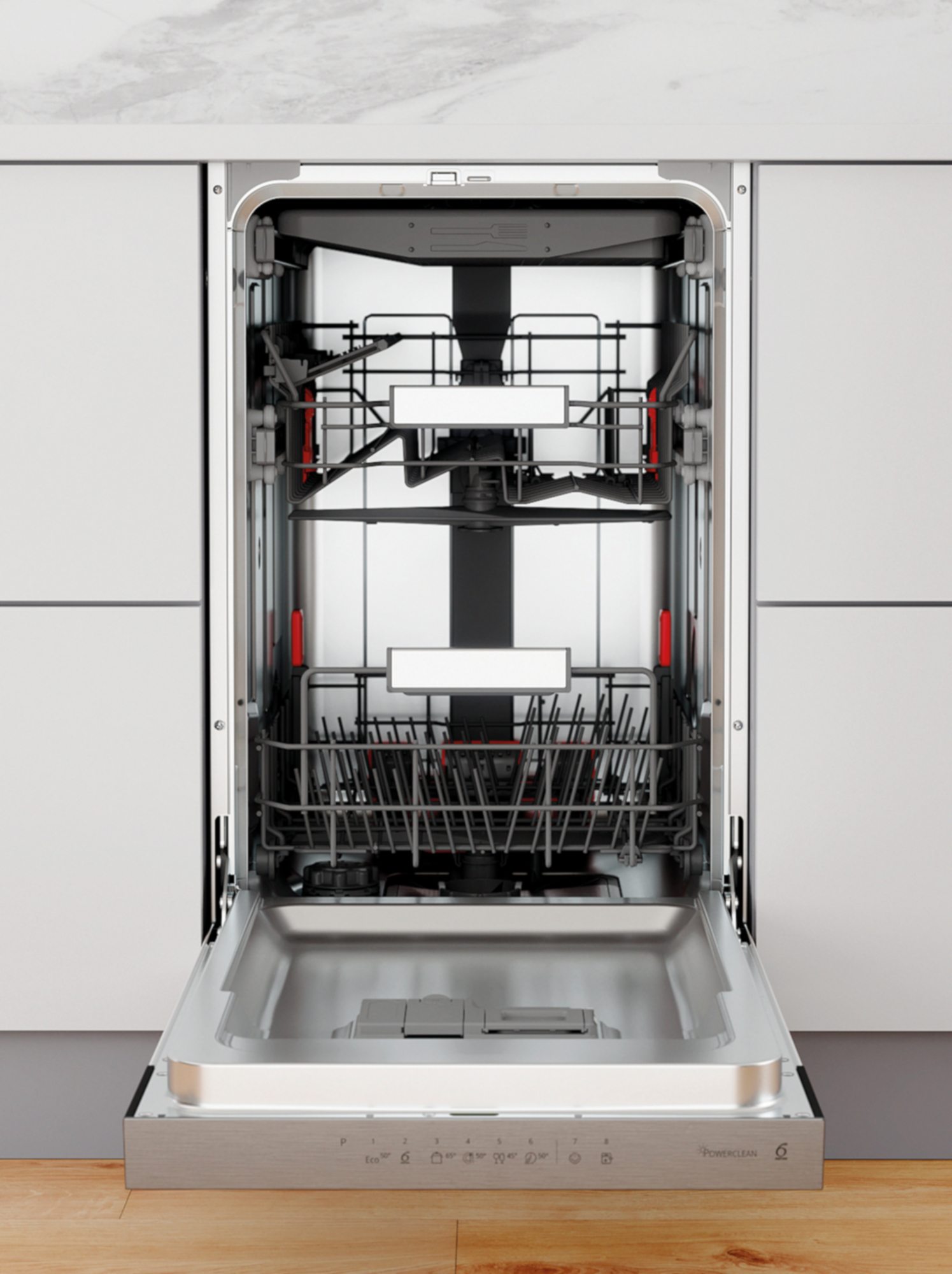 Otwarta zmywarka z dwoma koszami, srebrnym frontem i drewnianą podłogą.