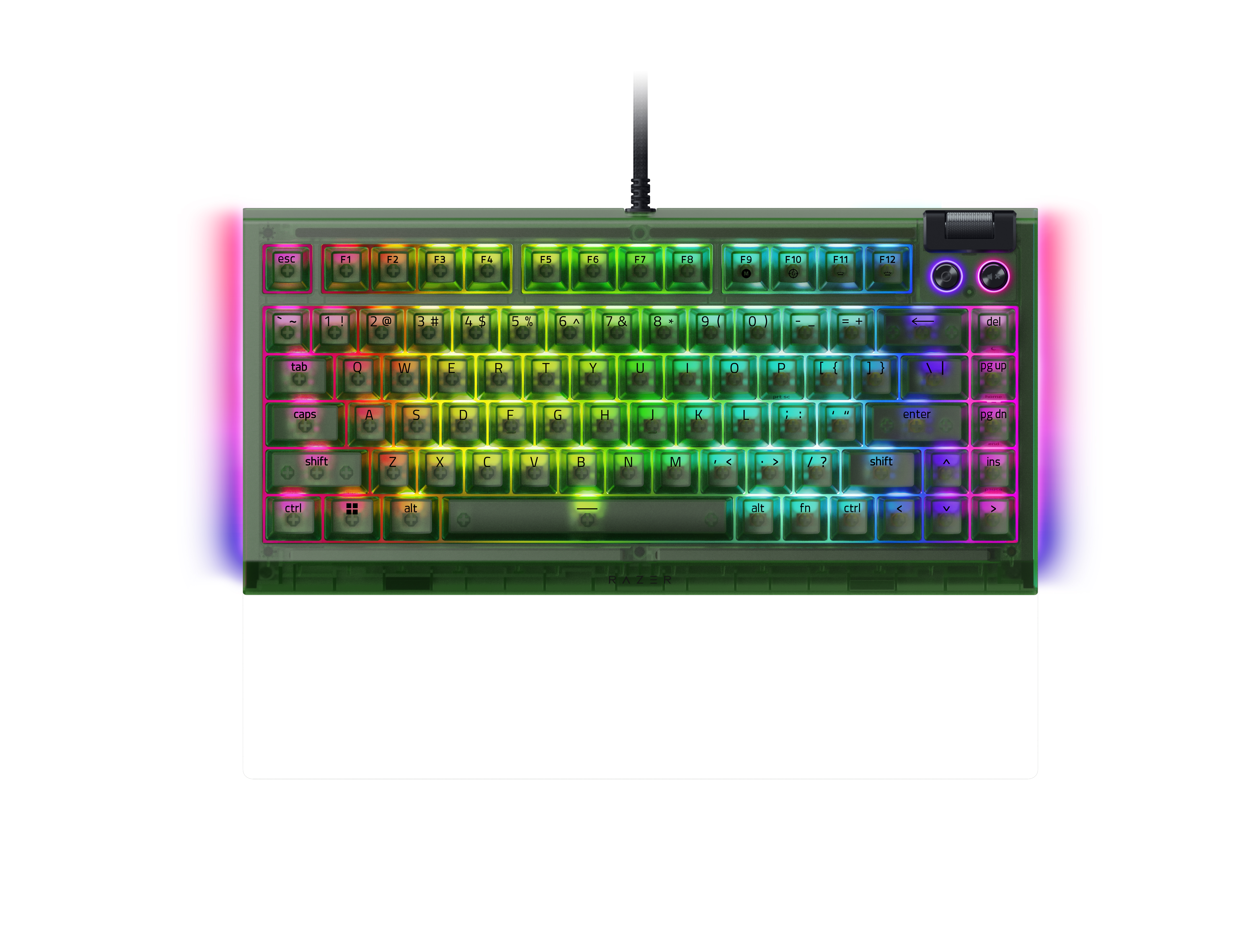 RGB aydınlatmalı yeşil klavye ve siyah kablo.