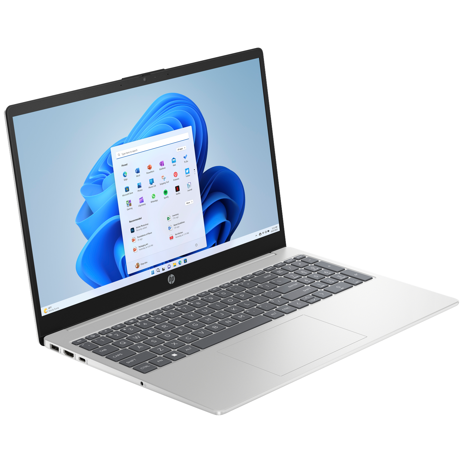 Een zilveren HP laptop met het startmenu geopend op het scherm.