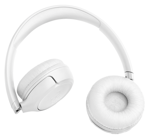 Białe słuchawki z wyściełanymi nausznikami i regulowanym pałąkiem.