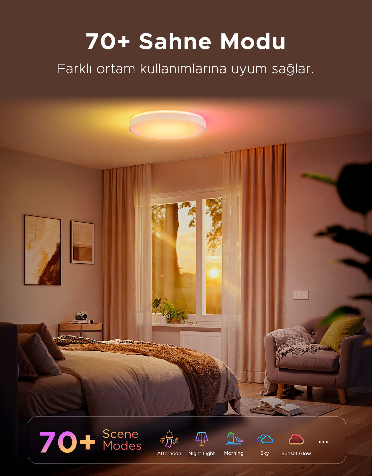 Yatak, güneş ışığı alan pencere ve renkli tavan lambası olan yatak odası.