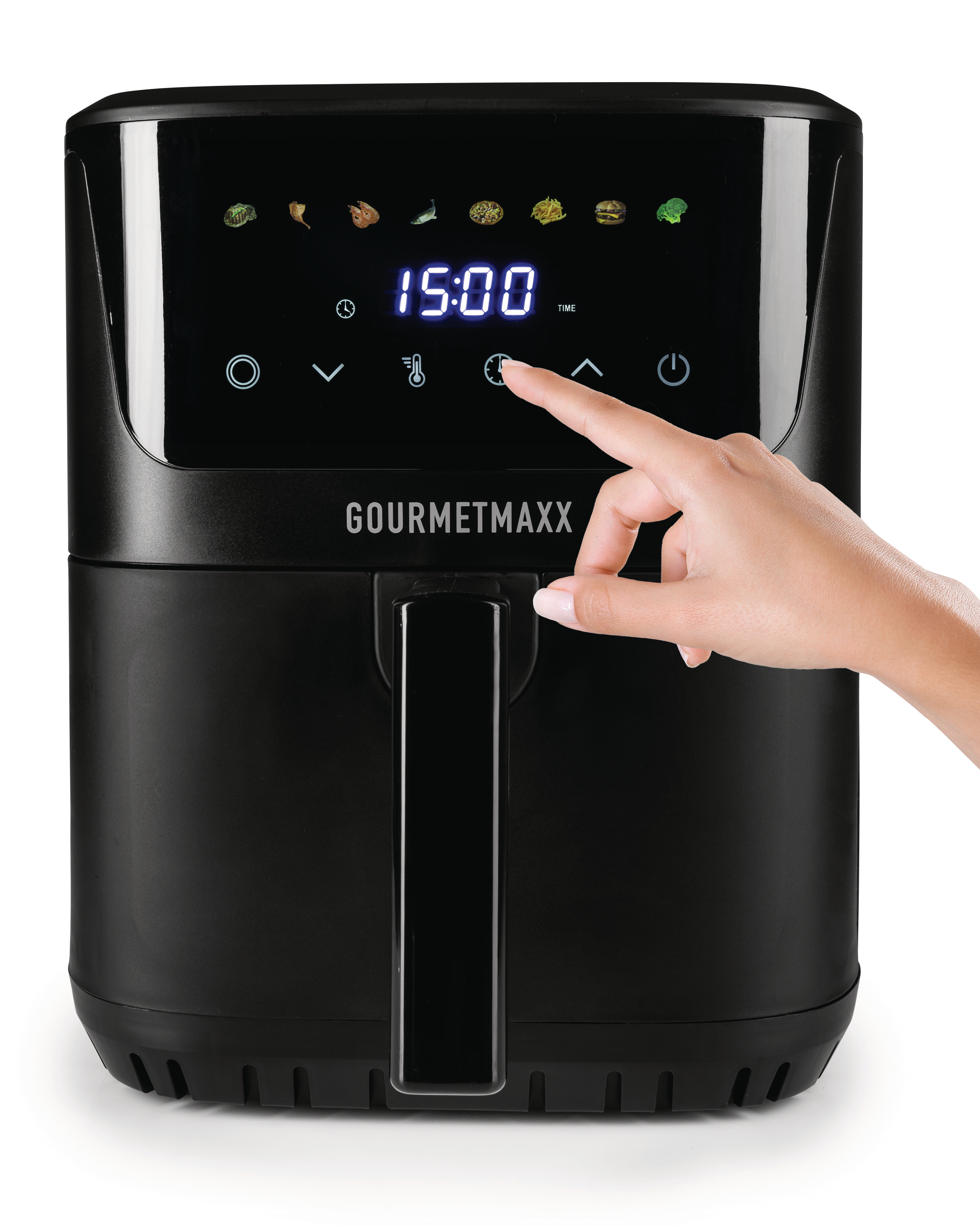 Schwarzer Heißluftfritteuse mit digitaler Anzeige und einer Hand, die eine Taste drückt.