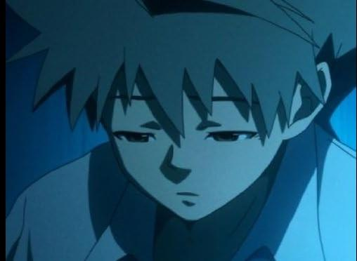 Anime-Charakter mit zerzaustem Haar blickt nach unten, blaue Beleuchtung.