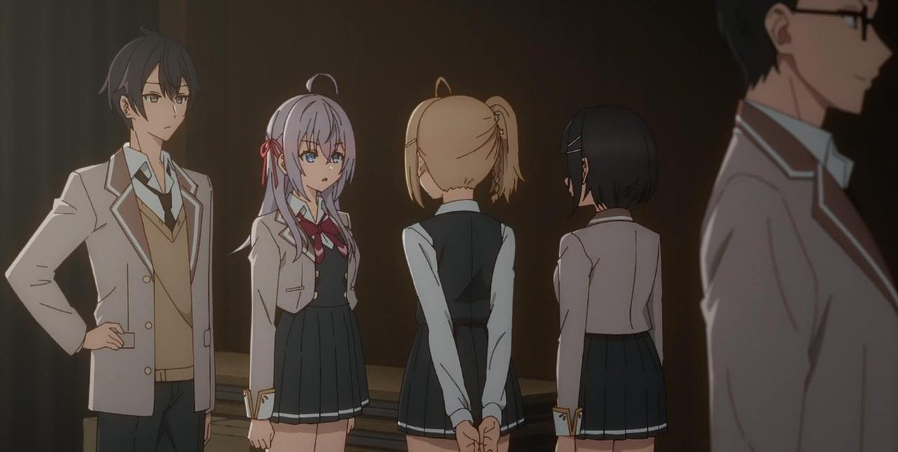 Fünf Anime-Figuren in Schuluniformen stehen und blicken in verschiedene Richtungen.