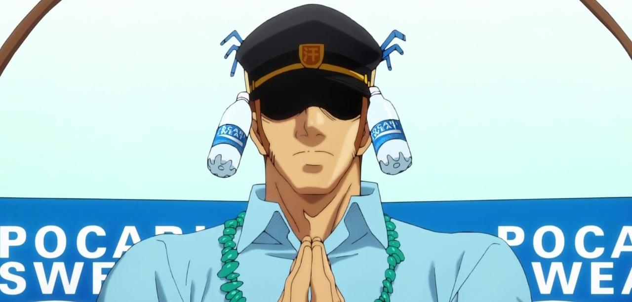 Mann mit Hut, Sonnenbrille, Halskette und Wasserflaschen als Ohrringe.