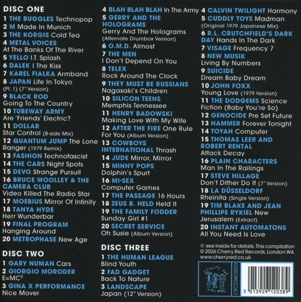 Rückseite einer CD-Box mit Titellisten für drei Discs, mit Logos und Barcode.