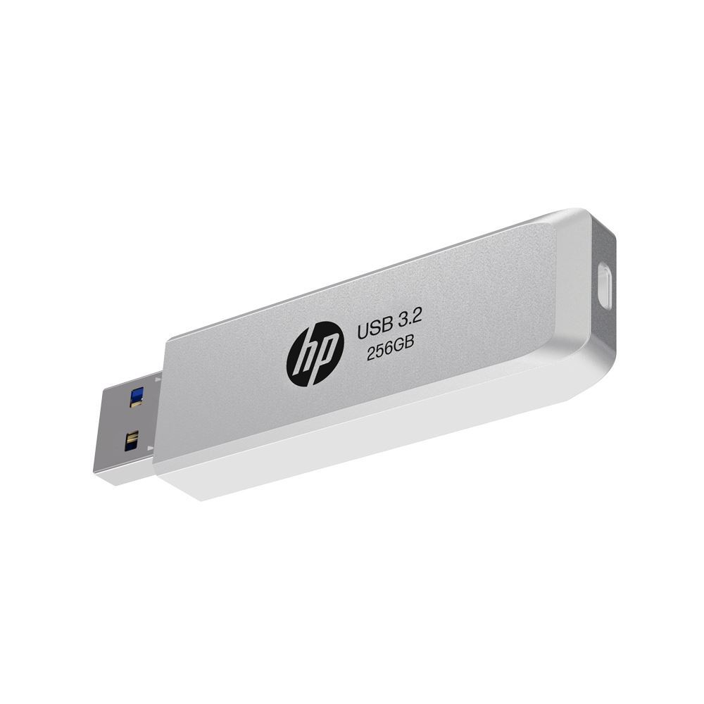 Silberner HP USB 3.2 256GB USB-Stick mit weißem Deckel auf weißem Hintergrund.