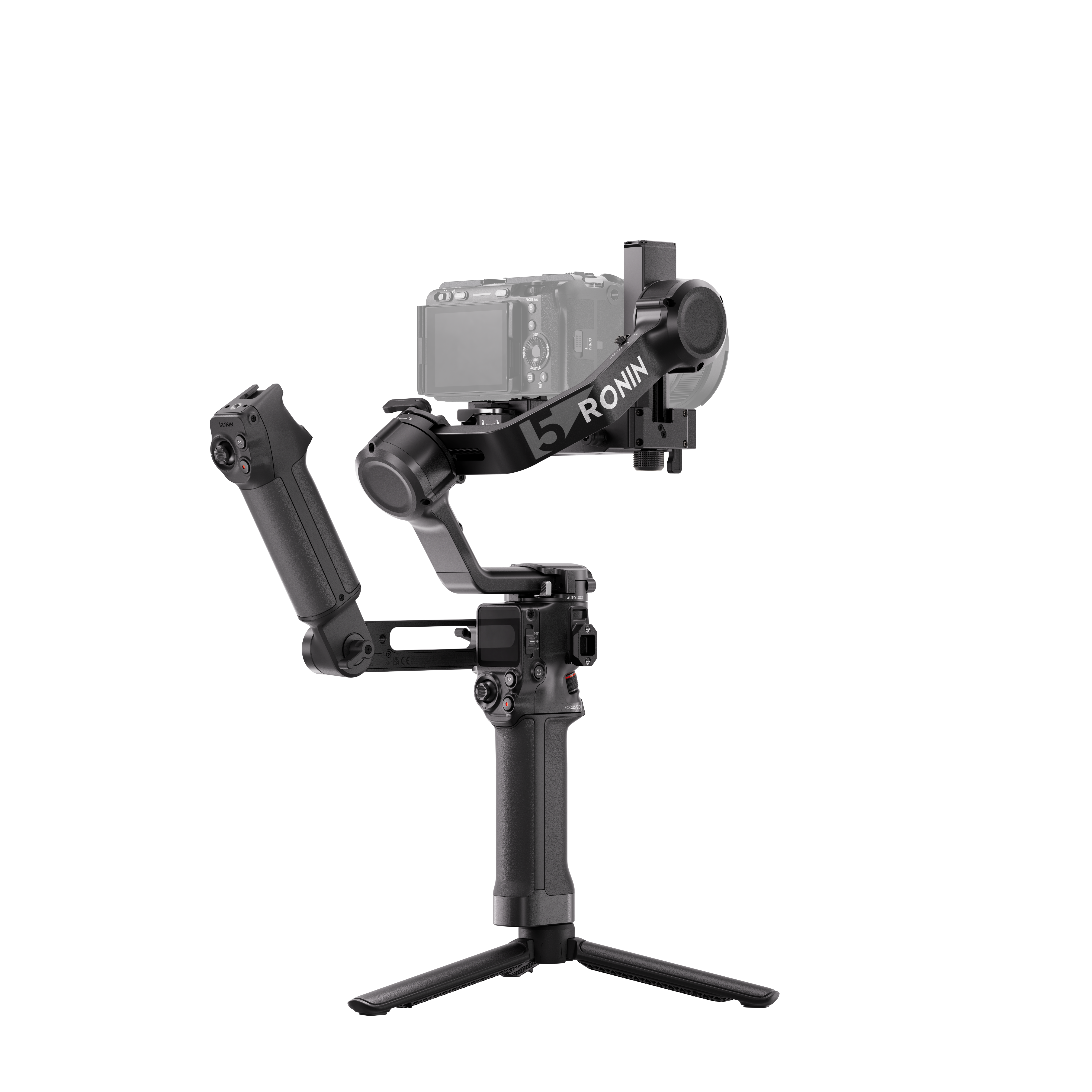 Ein schwarzer DJI Ronin 5 Gimbal mit angebrachter Kamera auf einem Stativ.