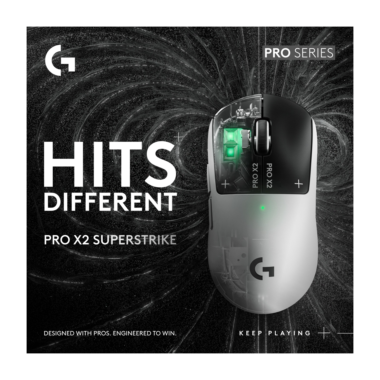 Mouse da gaming bianco con accenti neri, dettagli verdi luminosi e testo.