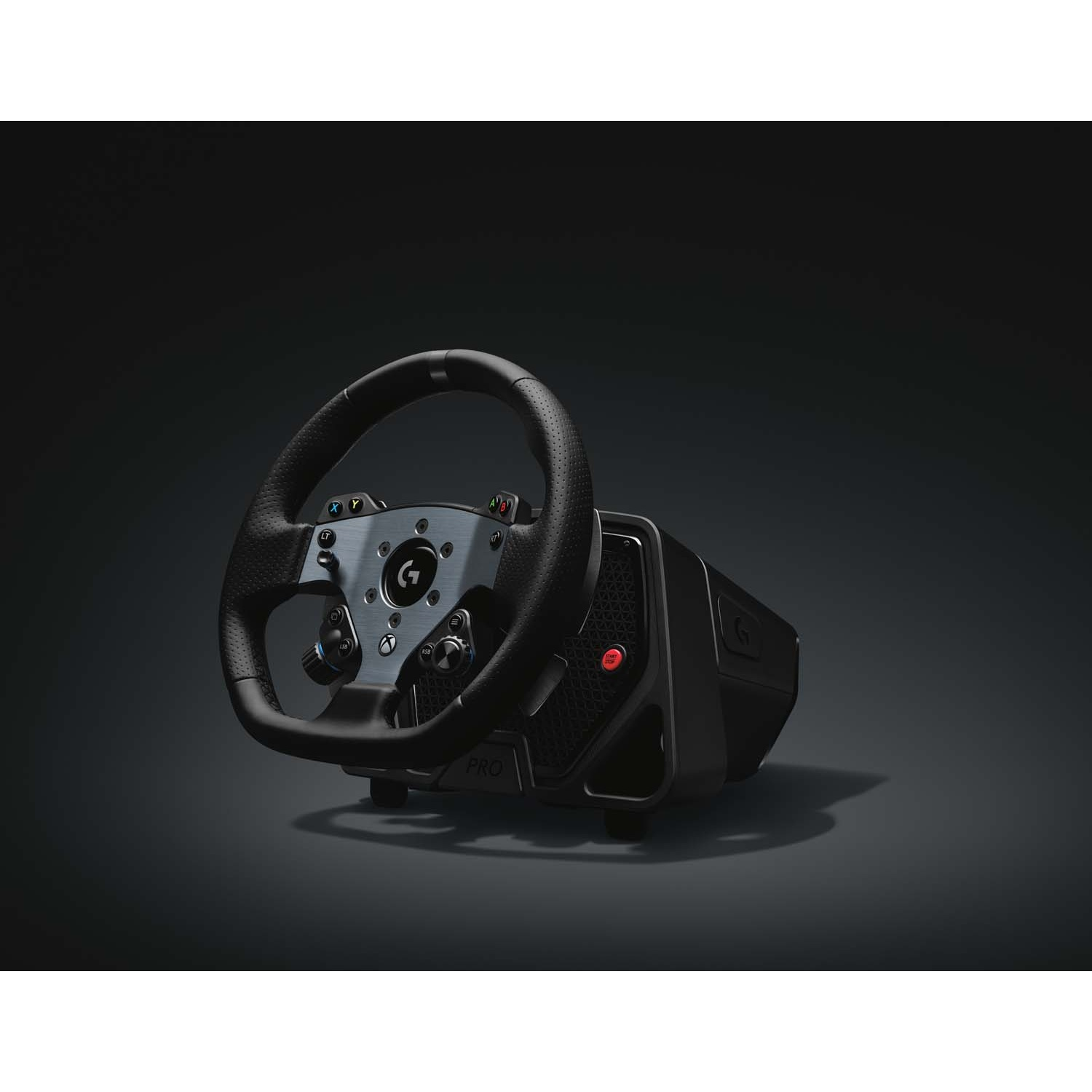 Un controller a volante da corsa nero con accenti argentati si trova su uno sfondo scuro.