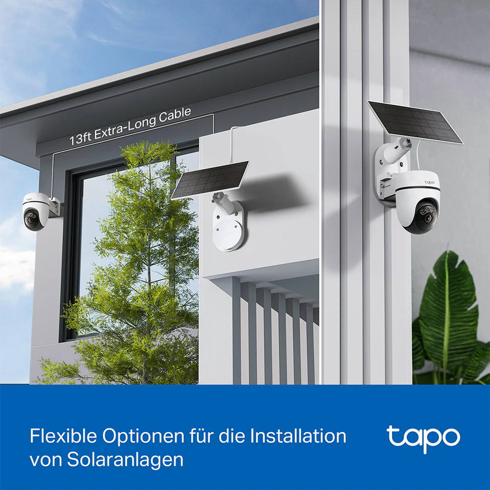 Weiße Überwachungskameras mit Solarpanel an Hauswand montiert.