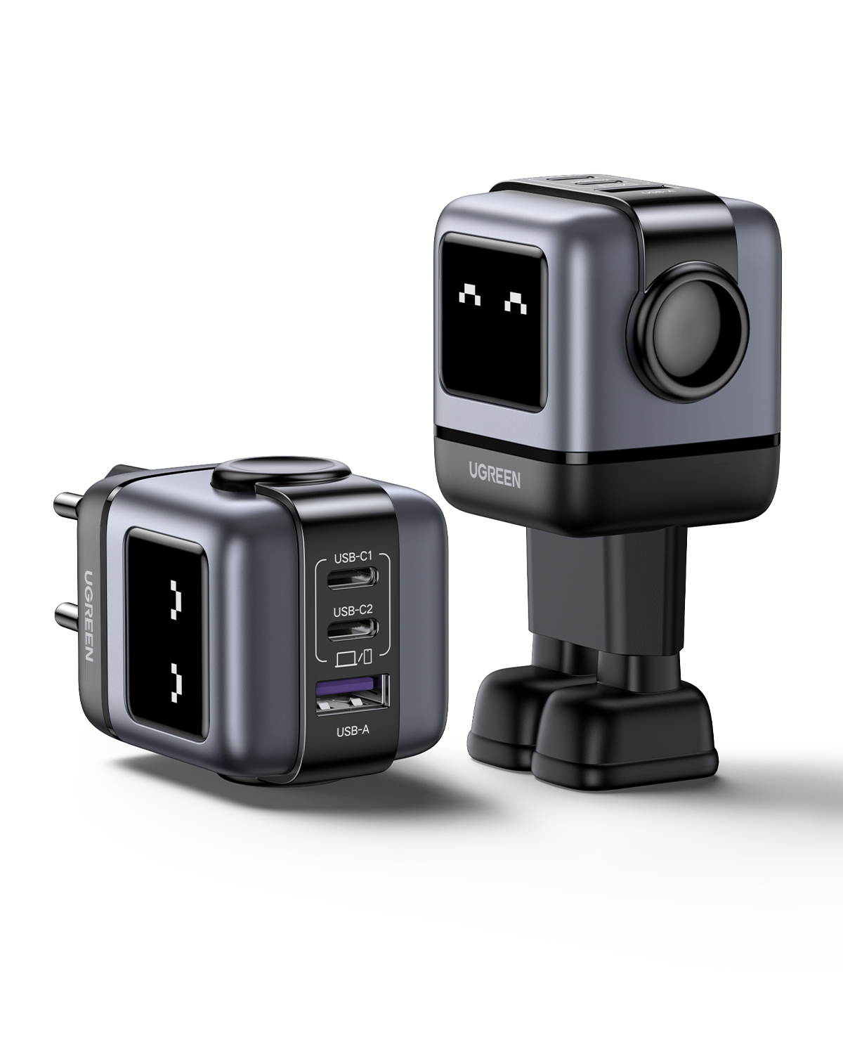 Dos cargadores grises con forma de robot, uno con puertos USB, el otro con enchufes.