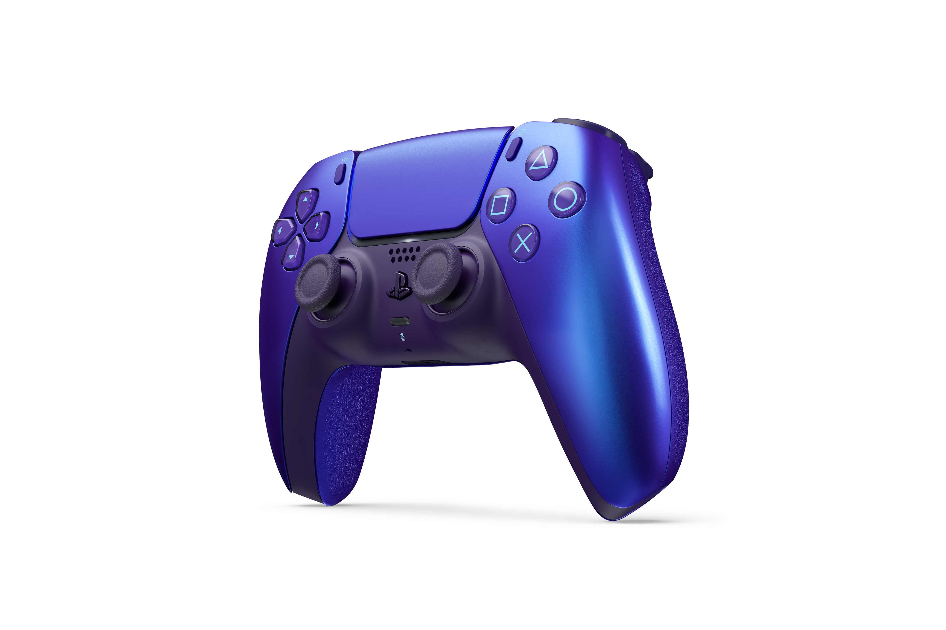 Ein violetter Controller mit blauen Akzenten auf weißem Hintergrund.