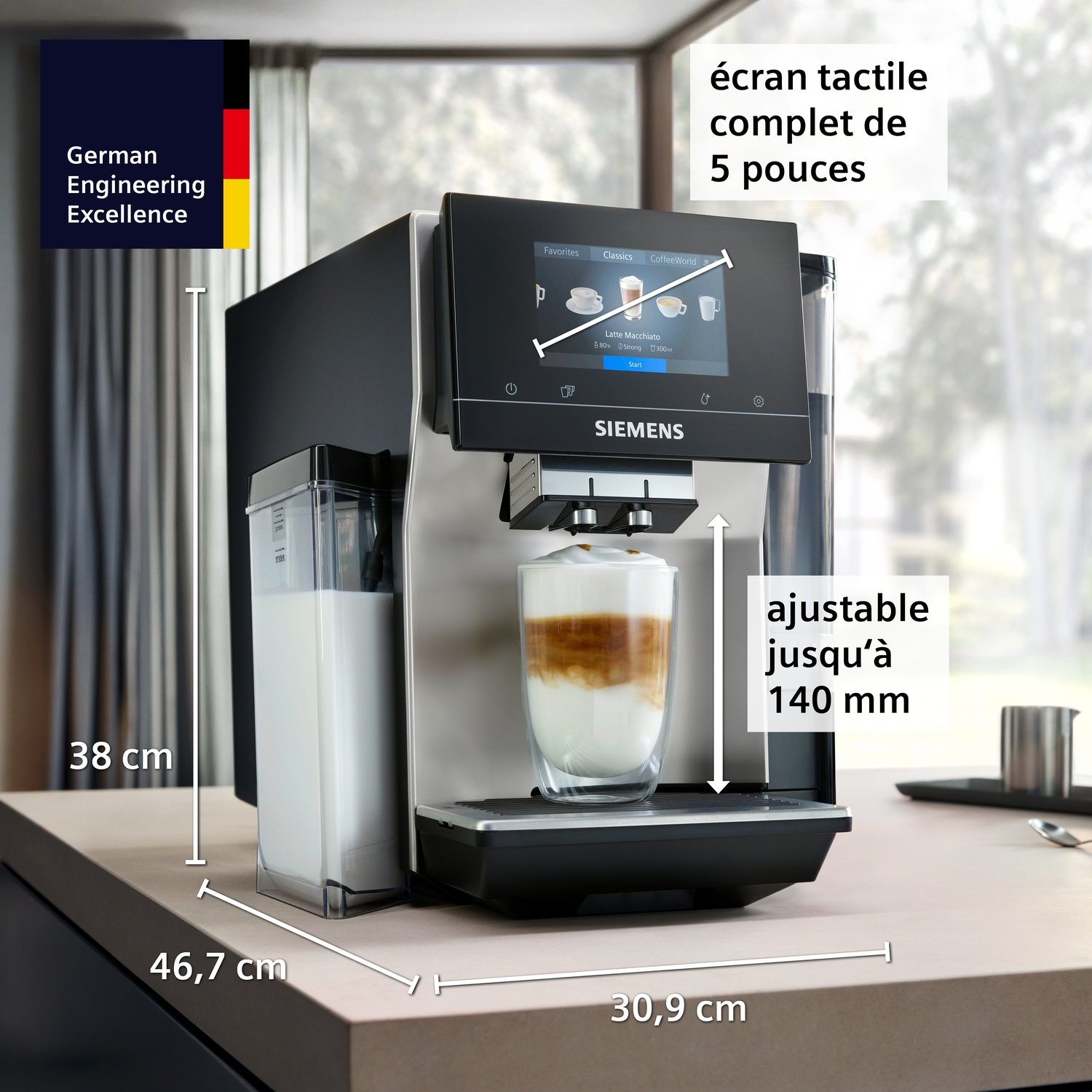 Siemens volautomatische koffiemachine met melkreservoir en touchscreen. Afmetingen: 38x46,7x30,9cm.