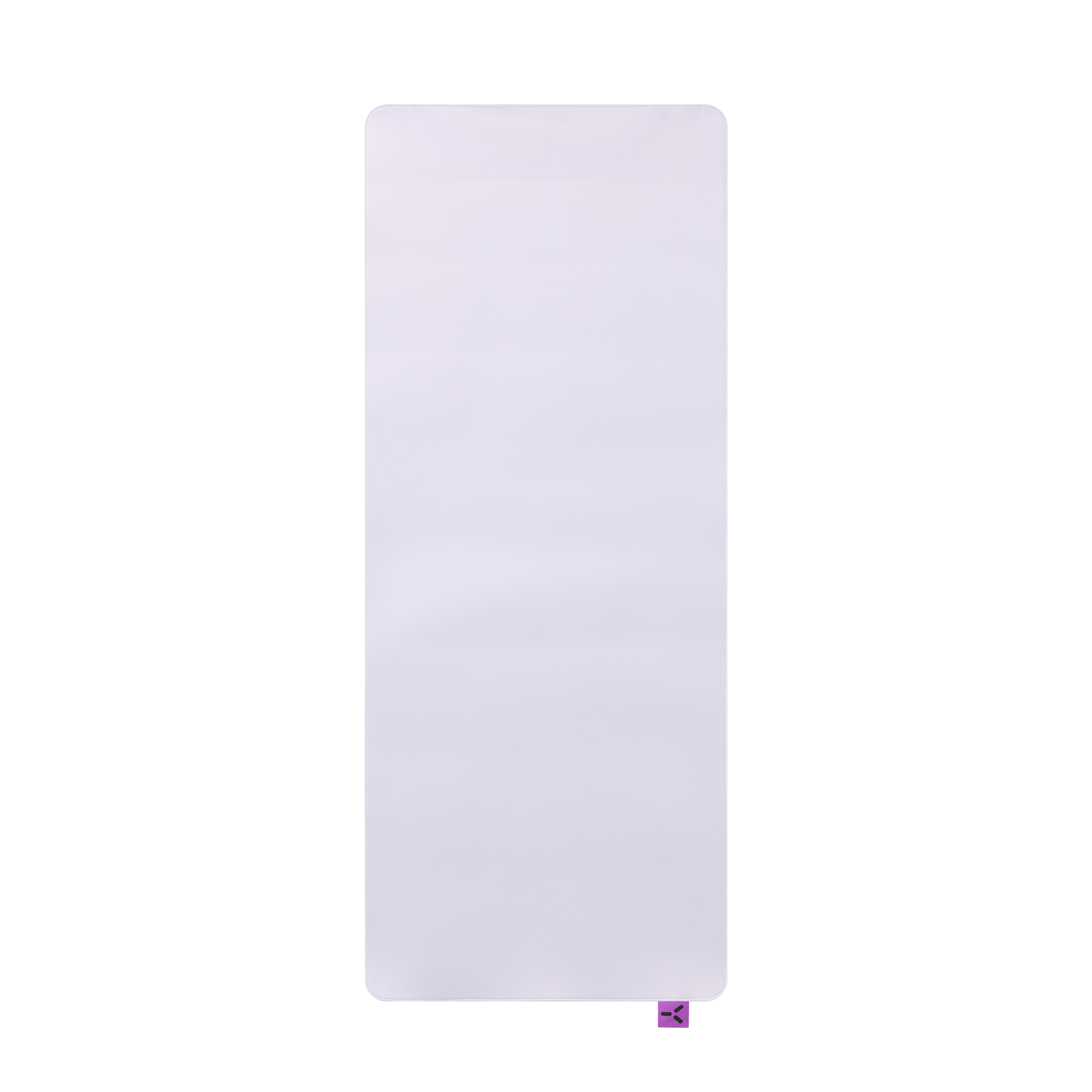 Ein hellviolettes Yogamatten-Design mit abgerundeten Ecken und einem kleinen lila Etikett.
