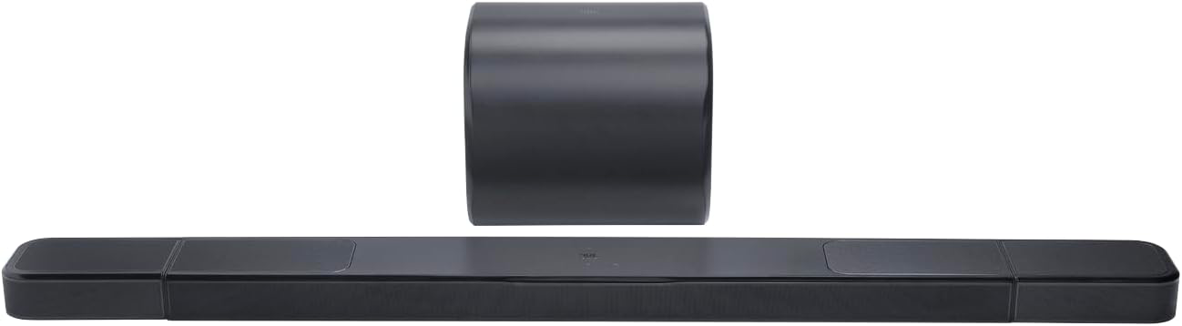 Fekete soundbar és mélynyomó fehér háttérrel.