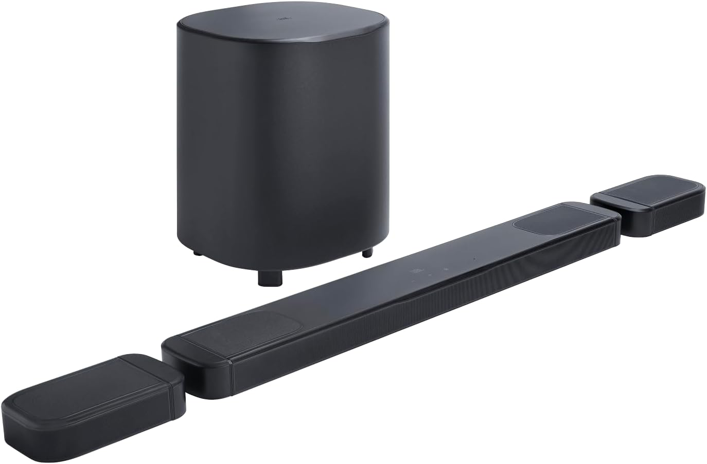 Egy fekete mélynyomó és egy levehető hangszórós soundbar.