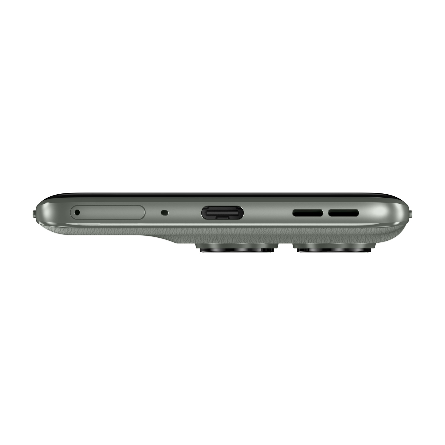 Primo piano del fondo di uno smartphone grigio con porta USB-C e griglie dell'altoparlante.