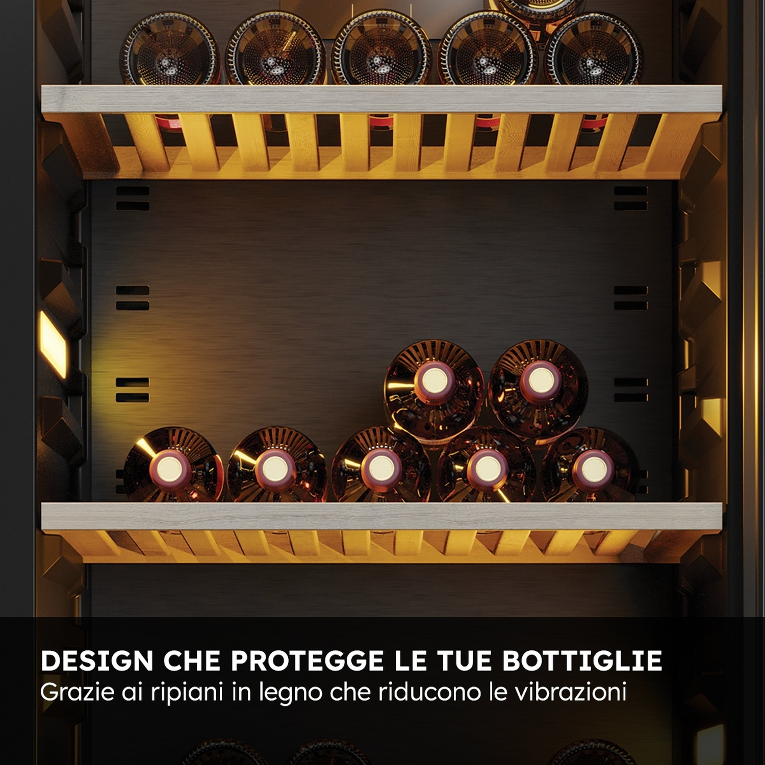Cantinetta con ripiani in legno e bottiglie. Illuminazione interna.