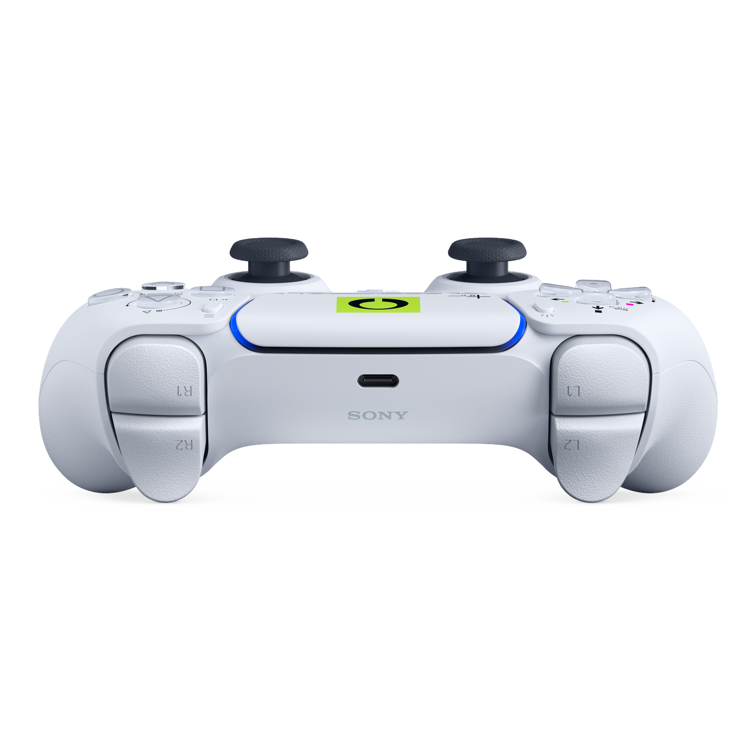 Een witte PlayStation 5 controller met zwarte joysticks en blauwe verlichting.