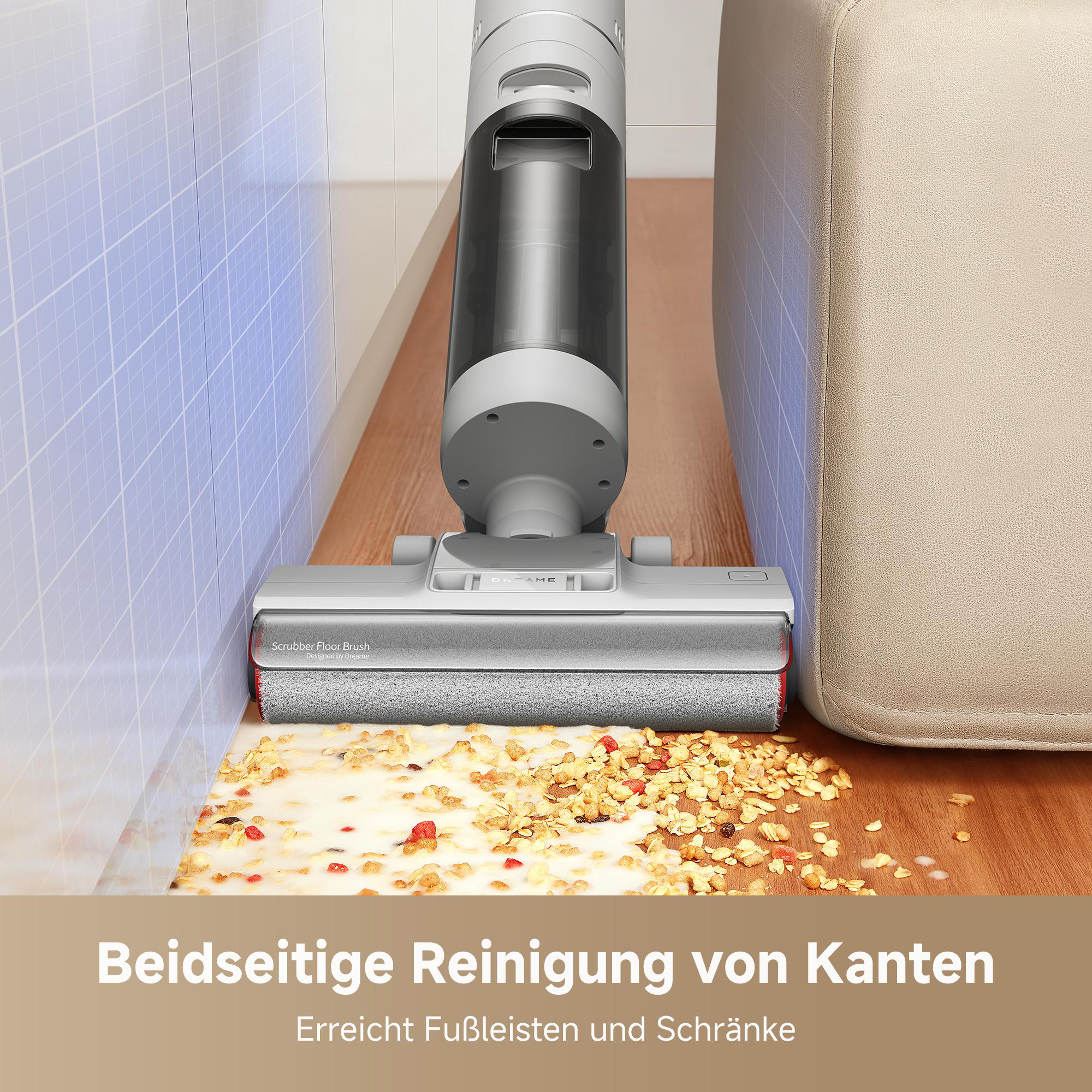 Bodenreiniger mit Bürste reinigt Krümel und Flüssigkeit neben einer Wand und einem Sofa.