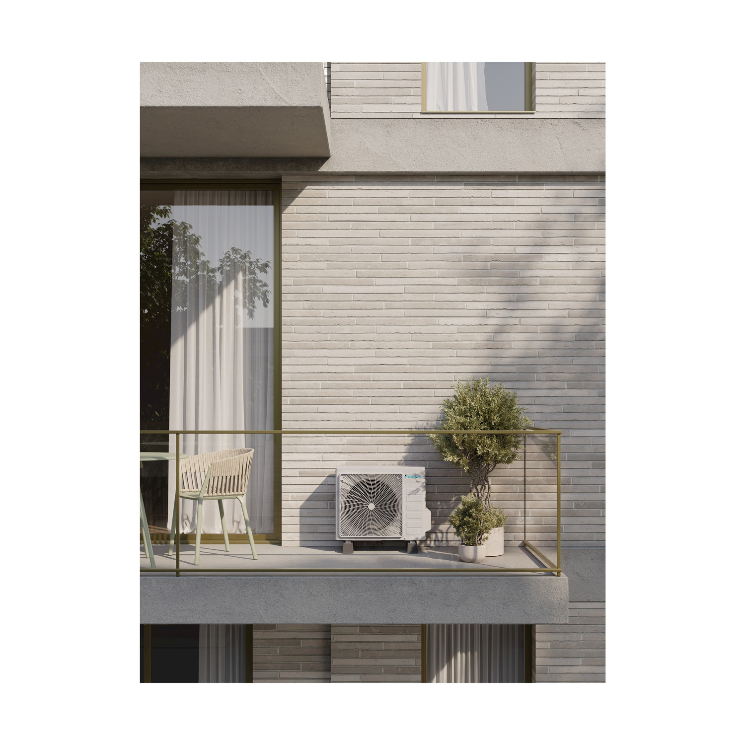 Un'unità esterna per l'aria condizionata si trova su un balcone accanto a un ulivo.