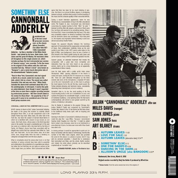 Jazzmusiker spielen auf diesem Albumcover, mit Text und Trackliste.