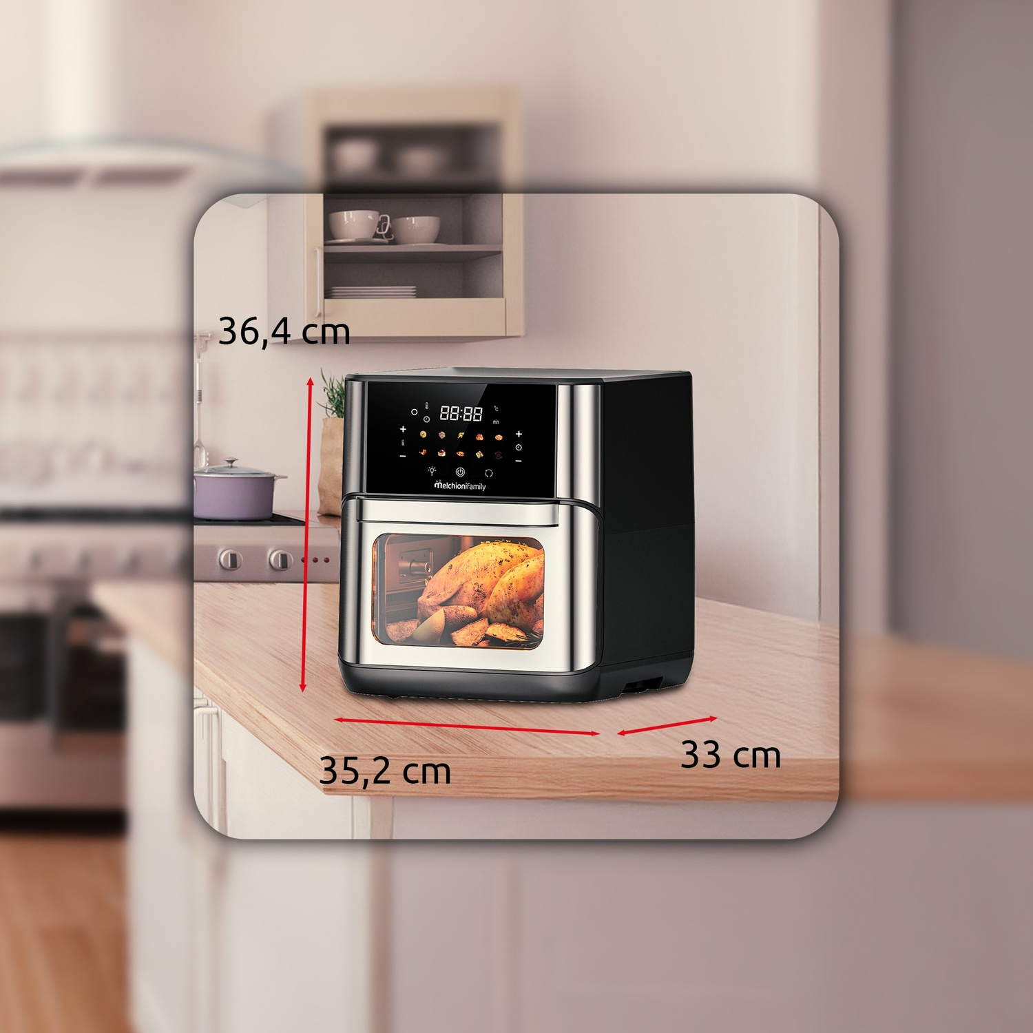 Una friggitrice ad aria nera con pollo arrosto all'interno, dimensioni indicate.