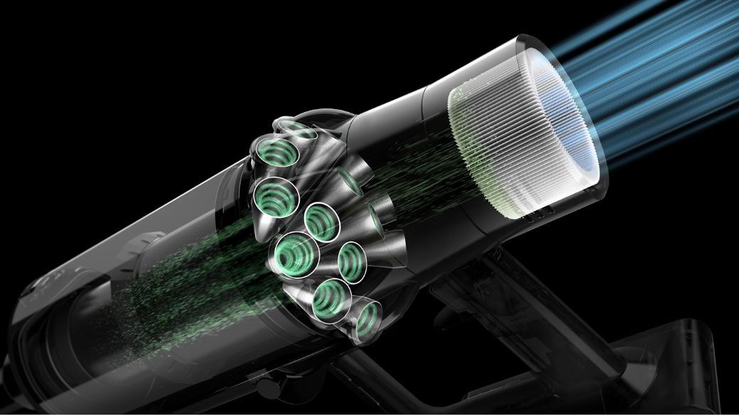 Nasadka odkurzacza z cyklonami i przepływem powietrza, zasysająca kurz.